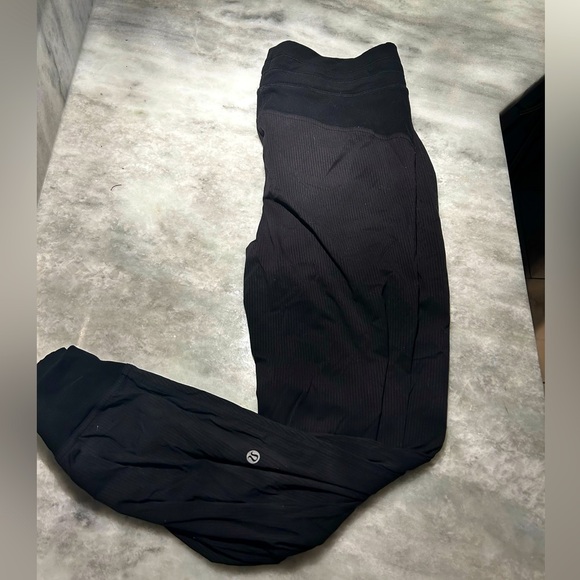 lululemon studio pant, black size 8 - Picture 1 of 2